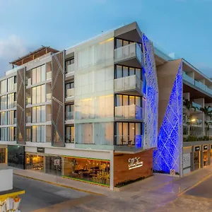 The Fives Downtown & Residences, Curio Collection By Hilton פלאייה דל כרמן