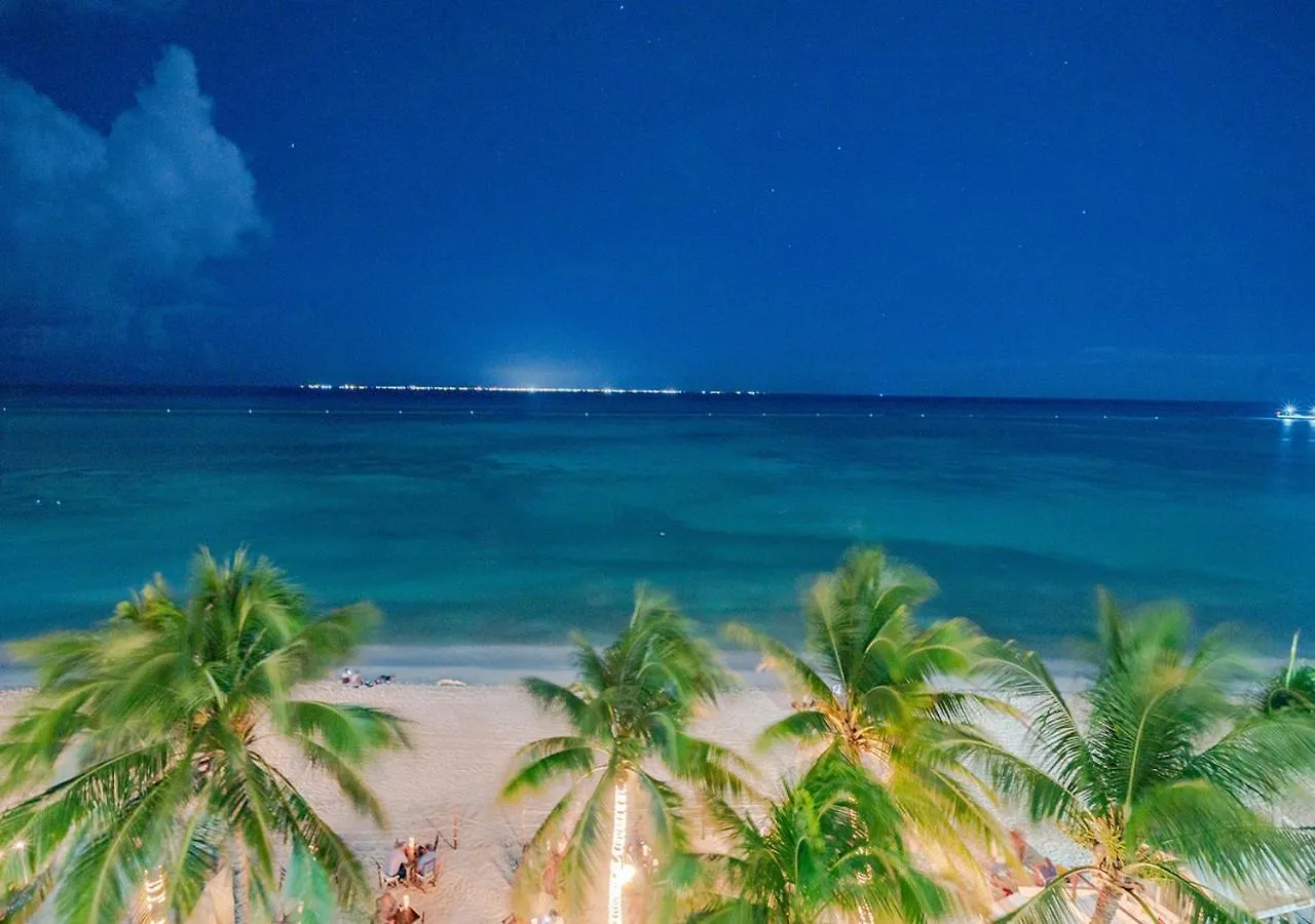 Penthouse Surf 408 - Beachfront Stunning Oceanview - At El Faro Condos Playa del Carmen 0*,  Mexico
