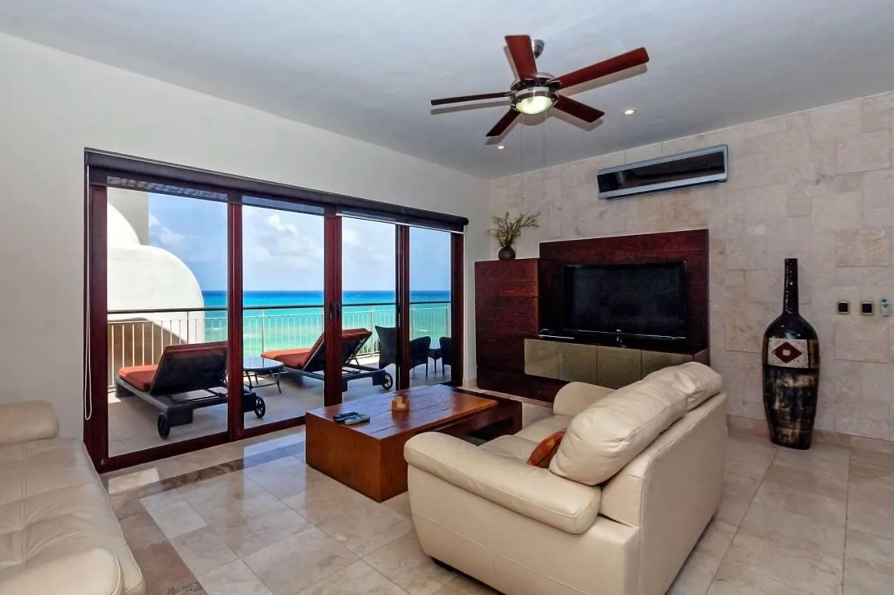 Penthouse Surf 408 - Beachfront Stunning Oceanview - At El Faro Condos Playa del Carmen